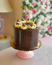 Load image into Gallery viewer, Chocolate Peanut Butter Cake
