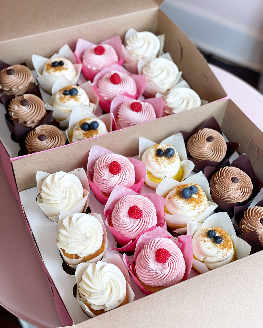 Weekly Flavor Mix Half Dozen Cupcakes
