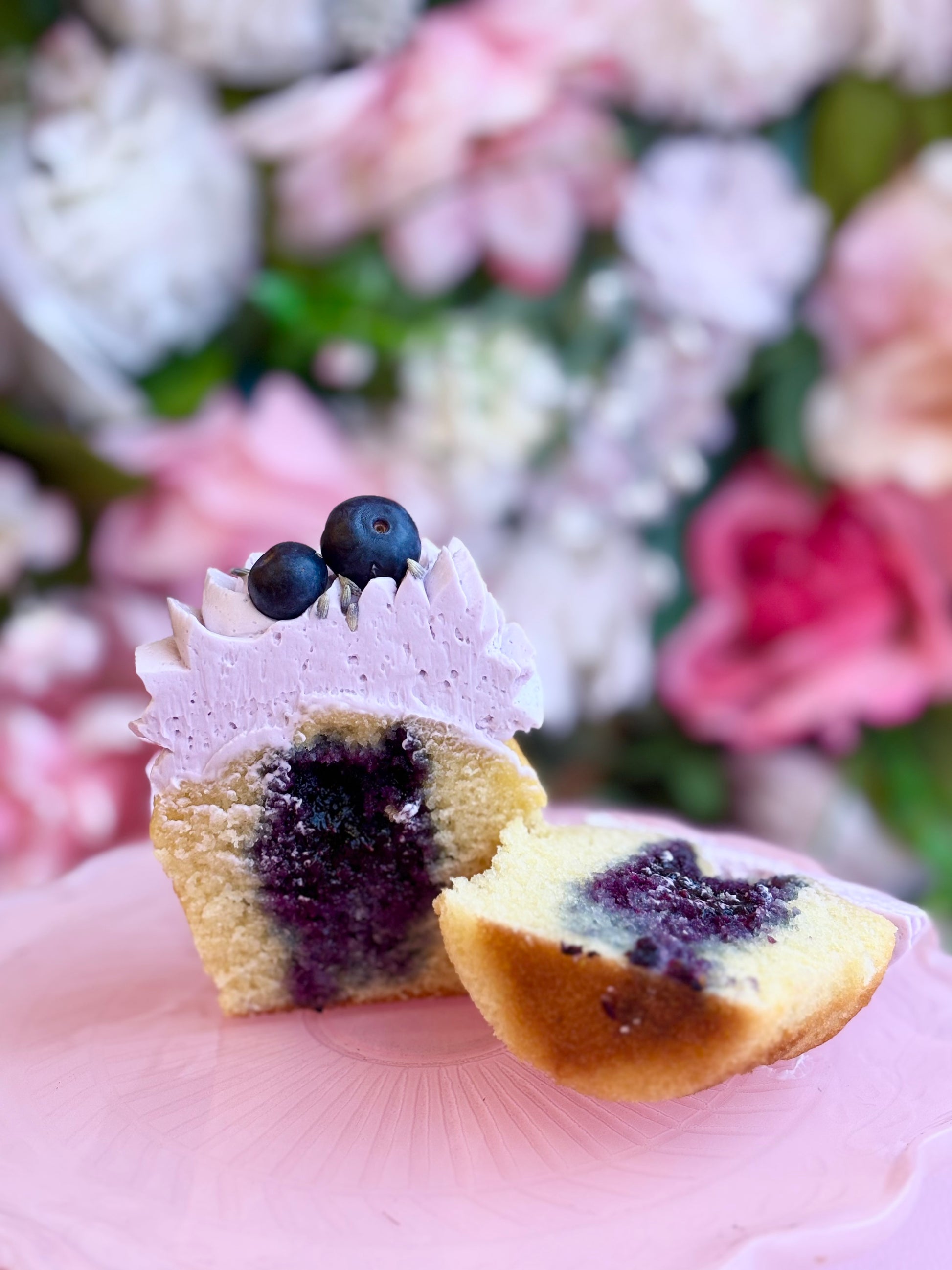 Weekly Flavor Mix Half Dozen Cupcakes