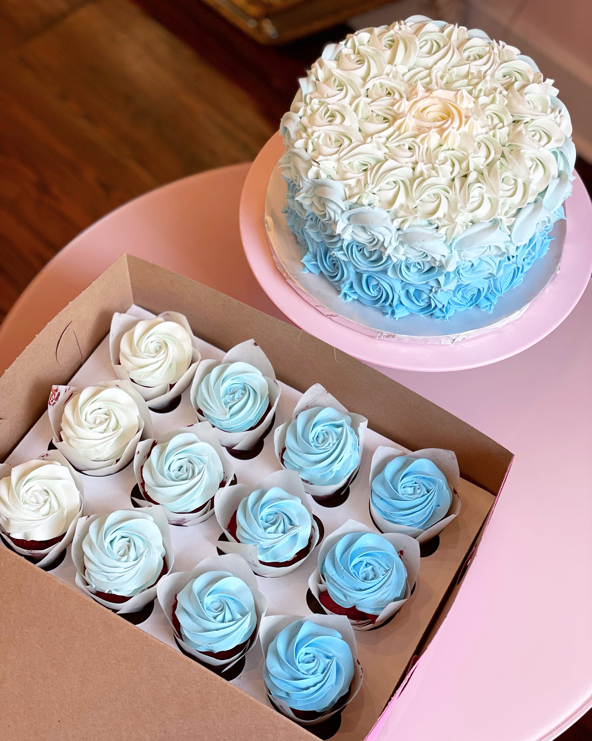Rosette Cake