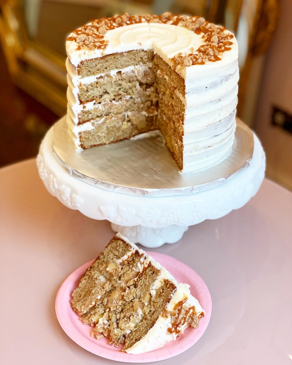 Thanksgiving Special Dutch Apple Pie Cake